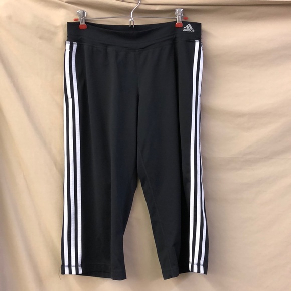 adidas Pants - Adidas athletic capris